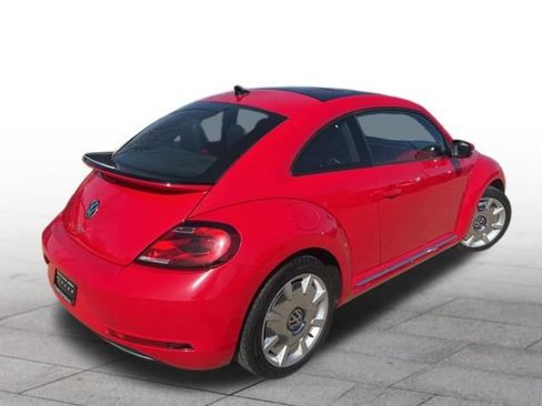 Used 2017 Volkswagen Beetle 1.8T SEL image 6