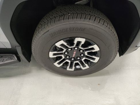 New 2026 GMC Sierra EV Elevation image 4