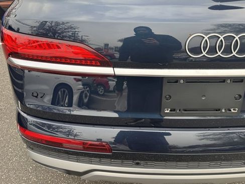 Certified 2025 Audi Q7 2.0T Premium image 36