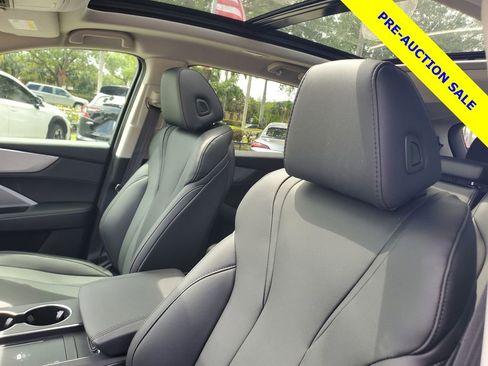 Certified 2025 Acura MDX FWD image 17