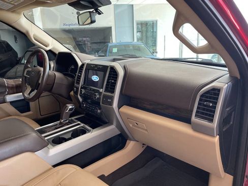 Used 2019 Ford F150 Lariat w/ Equipment Group 501A Mid image 32