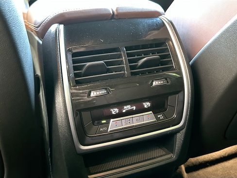 Used 2023 BMW X6 xDrive40i w/ M Sport Package AWD/4WD image 26