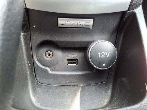 Used 2018 Ford Fiesta SE FWD image 17