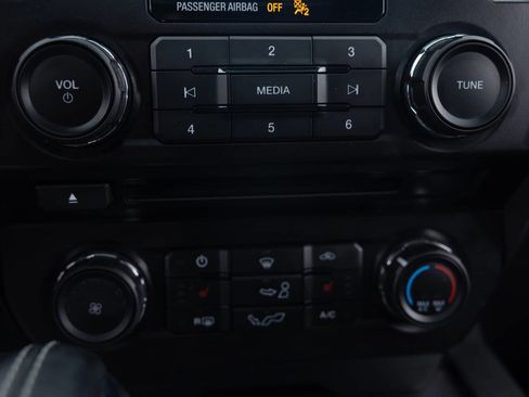 Used 2016 Ford F150 XLT w/ Equipment Group 302A Luxury image 31
