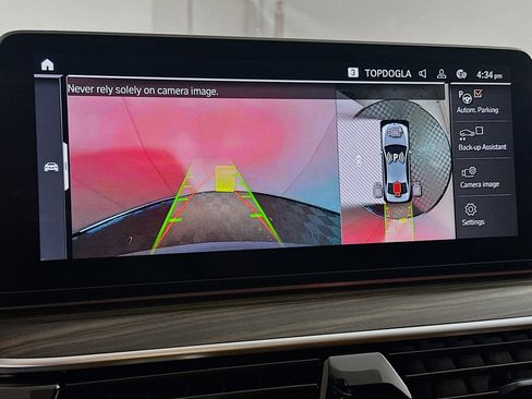 Used 2021 BMW 530i w/ Premium Package image 21