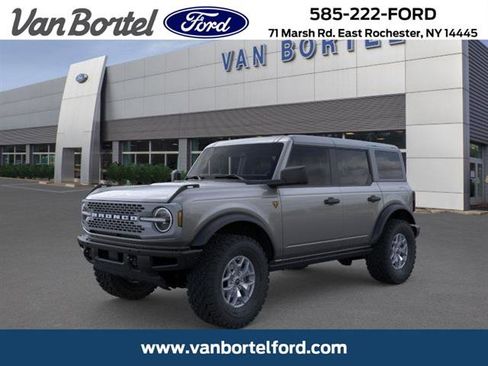 New 2025 Ford Bronco Badlands image 1