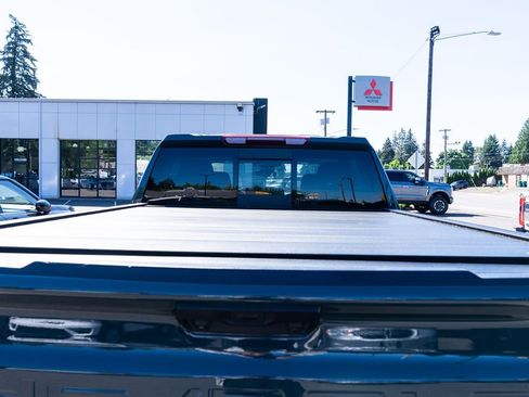 Used 2025 Chevrolet Silverado 1500 LT Trail Boss w/ Convenience Package II AWD/4WD image 6