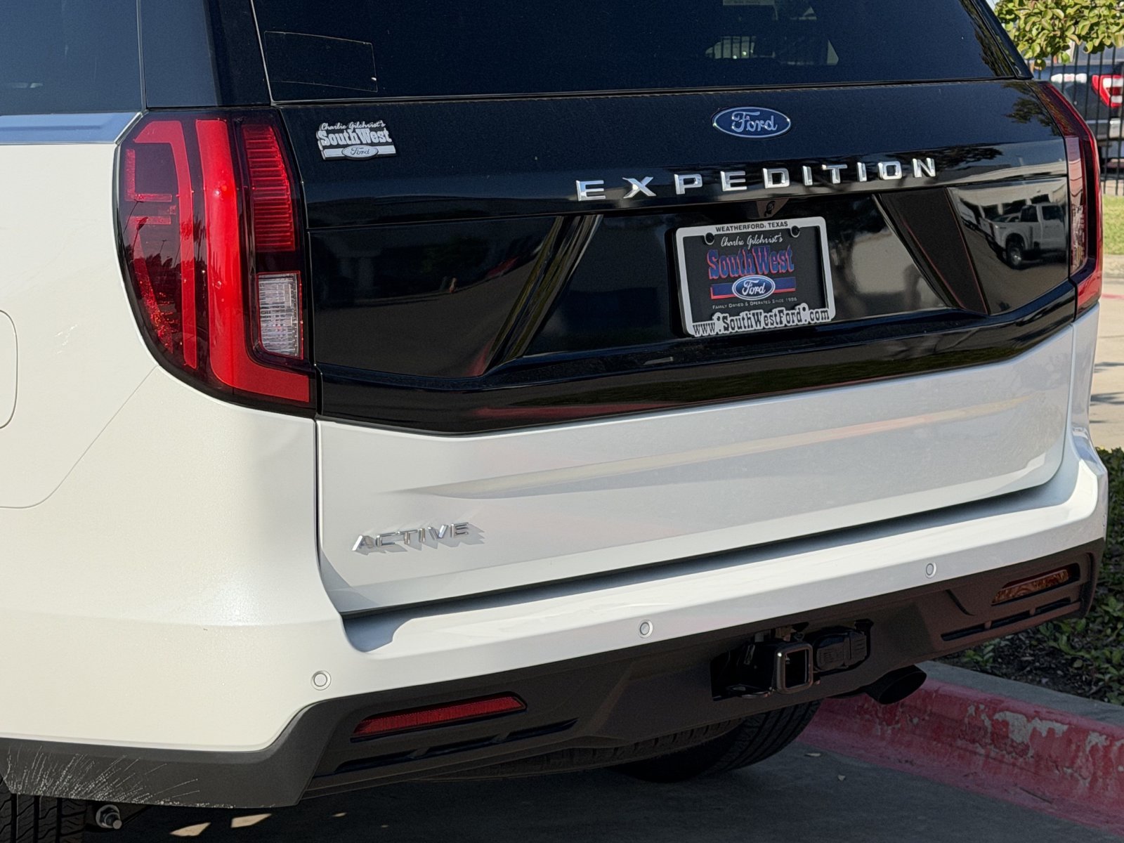 New 2026 Ford Expedition Active RWD image 7