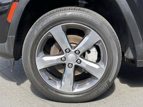 Used 2022 Jeep Grand Cherokee Limited RWD image 7