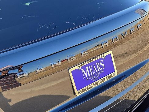 Used 2023 Land Rover Range Rover SE image 12