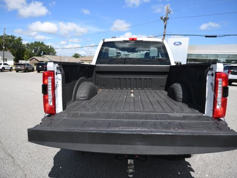 Used 2024 Ford F250 XL w/ STX Appearance Package AWD/4WD image 9
