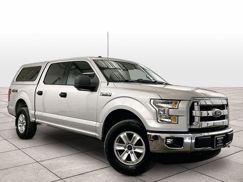 Used 2017 Ford F150 XLT AWD/4WD image 2