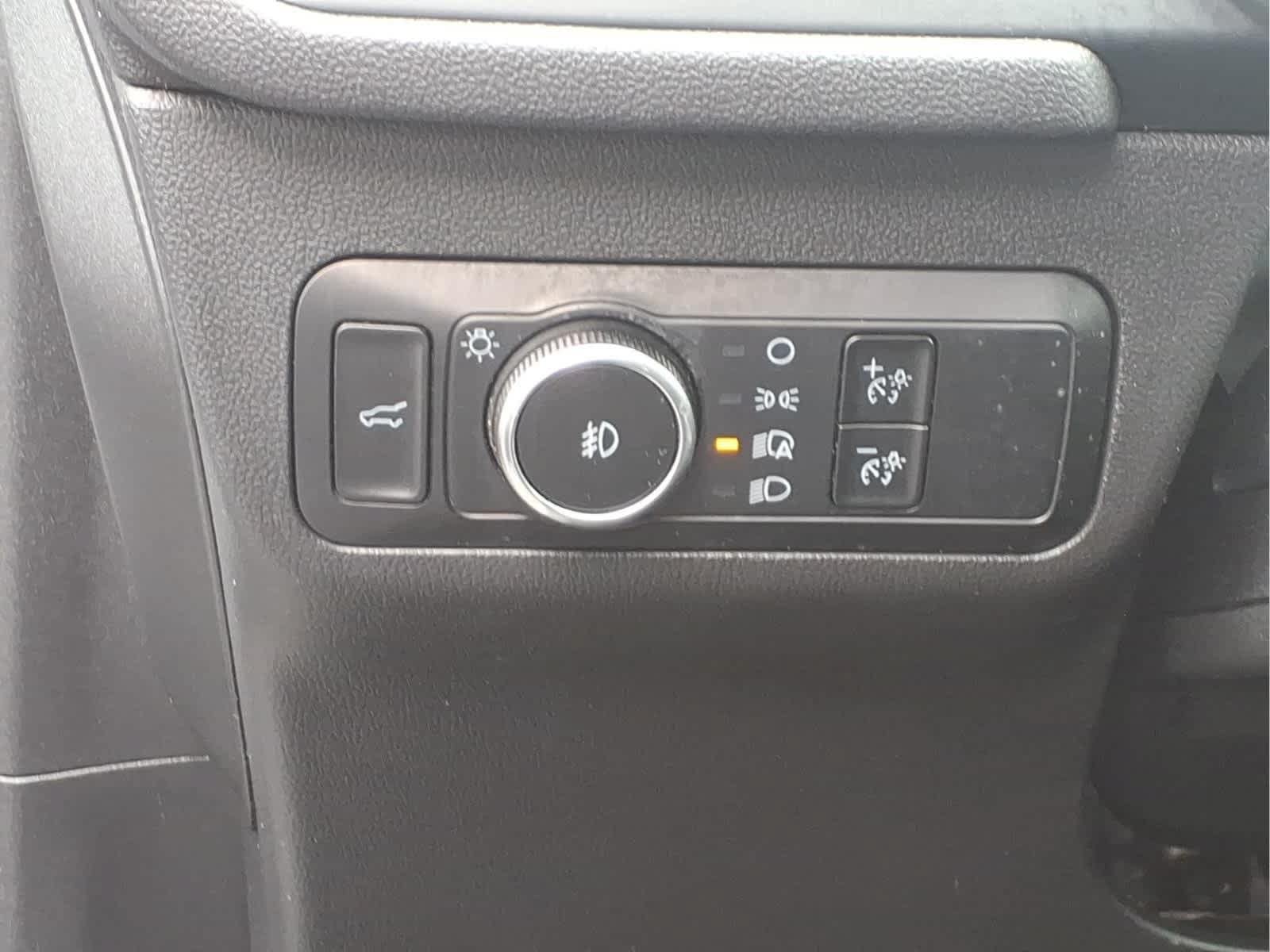 Used 2025 Ford Escape ST-Line Select AWD/4WD image 15