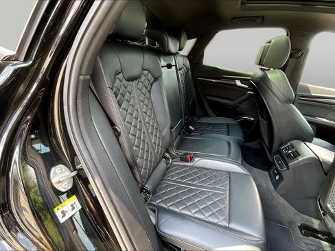 Used 2023 Audi SQ5 Premium Plus w/ Premium Plus Package AWD/4WD image 21