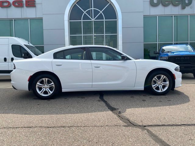 Used 2023 Dodge Charger SXT RWD image 4