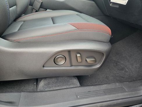 New 2026 Chevrolet Equinox RS w/ Convenience Package III image 5