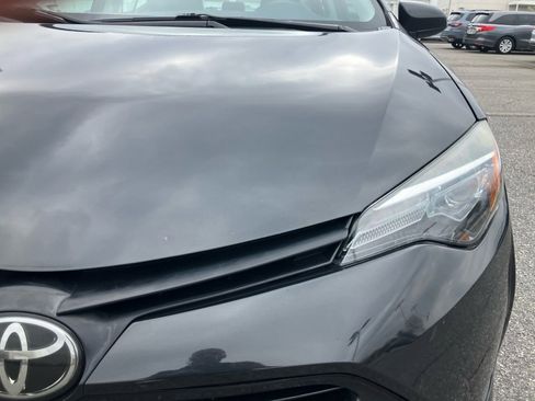 Used 2019 Toyota Corolla LE image 30