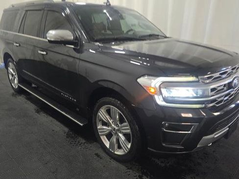 Used 2022 Ford Expedition Max Platinum image 3