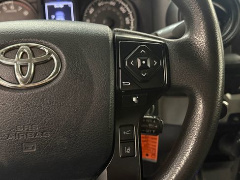 Used 2019 Toyota Tacoma SR w/ SR Convenience Package image 28