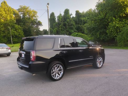 Used 2020 GMC Yukon Denali w/ Denali Ultimate Package AWD/4WD image 5
