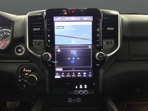 New 2026 RAM 1500 4x4 Crew Cab image 12