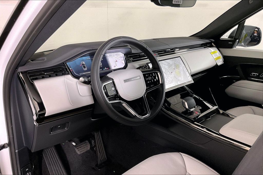 New 2026 Land Rover Range Rover Sport SE AWD/4WD image 4