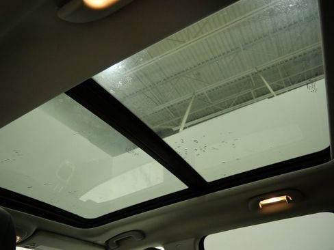 Certified 2021 Jeep Compass Latitude w/ Sun and Sound Group image 4