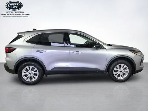 Certified 2024 Ford Escape Active AWD/4WD image 2