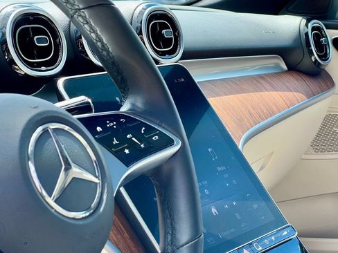 Certified 2022 Mercedes-Benz C 300 4MATIC Sedan image 27