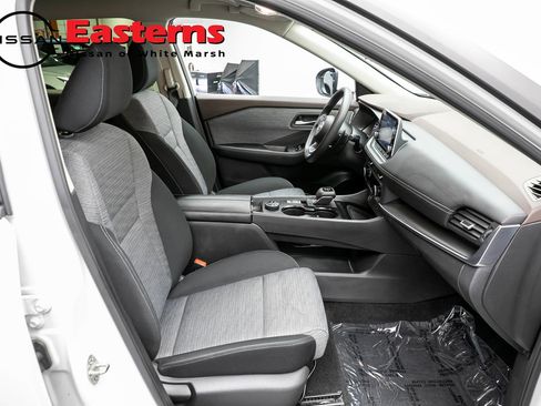 Used 2023 Nissan Rogue SV AWD/4WD image 23