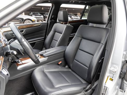 Used 2016 Mercedes-Benz E 350 4MATIC Wagon image 5