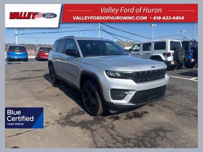 Used 2024 Jeep Grand Cherokee Altitude
