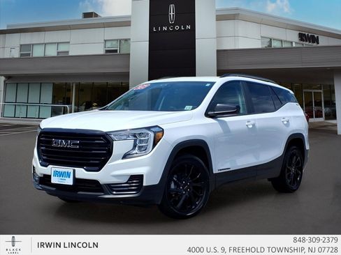 Used 2023 GMC Terrain SLE w/ Driver Convenience Package AWD/4WD image 1