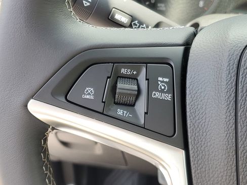 Used 2022 Buick Encore Preferred w/ Safety Package FWD image 21