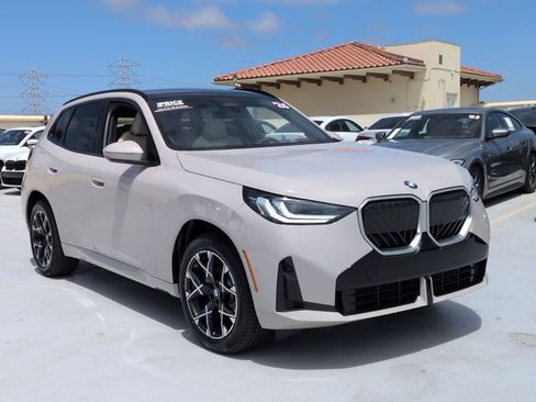 Used 2026 BMW X3 xDrive30i w/ M Sport Package AWD/4WD image 3