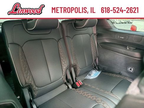 Used 2023 Jeep Grand Cherokee L Summit AWD/4WD image 16