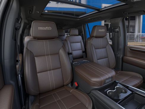 New 2026 Chevrolet Suburban High Country image 16