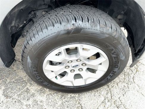 Used 2023 Ford F150 XLT image 11