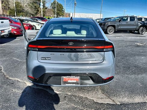 New 2026 Toyota Prius XLE image 16