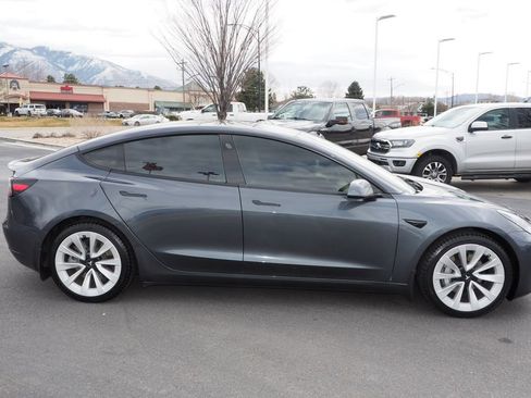 Used 2021 Tesla Model 3 Long Range image 7