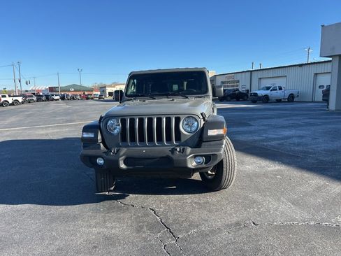 Used 2022 Jeep Wrangler Unlimited Sport S image 6