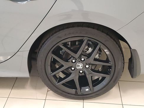 Certified 2025 Honda Civic Sport image 21