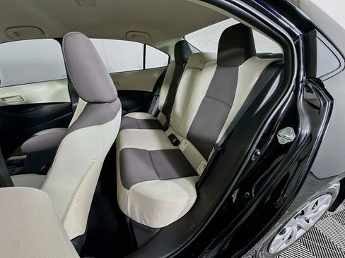 Used 2025 Toyota Corolla LE image 25