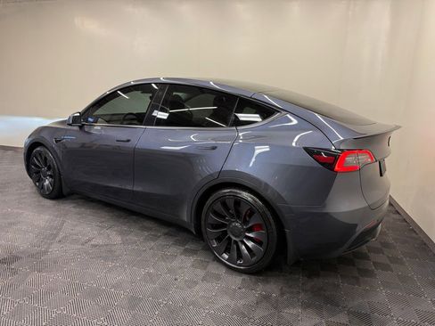 Used 2021 Tesla Model Y Performance image 2