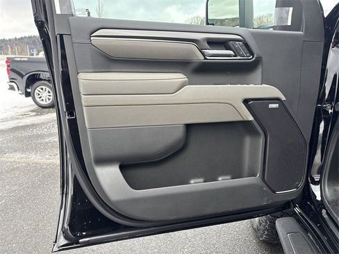 New 2026 Chevrolet Silverado 2500 ZR2 image 23