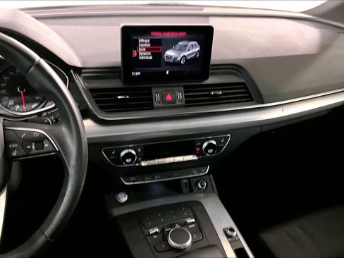 Used 2020 Audi Q5 2.0T Premium image 6