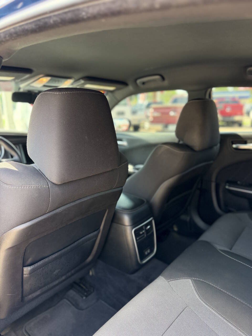 Used 2015 Dodge Charger SXT RWD image 22