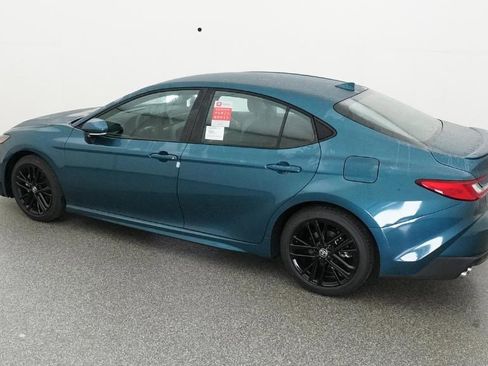 New 2026 Toyota Camry SE image 11