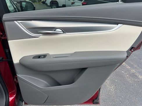 Used 2024 Cadillac XT5 Premium Luxury w/ LPO, Floor Liner Package AWD/4WD image 14