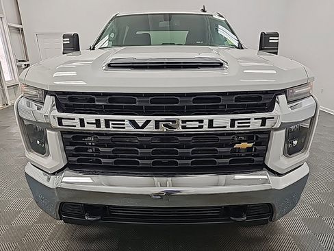 Used 2021 Chevrolet Silverado 2500 LT w/ Fleet Comfort Package image 3